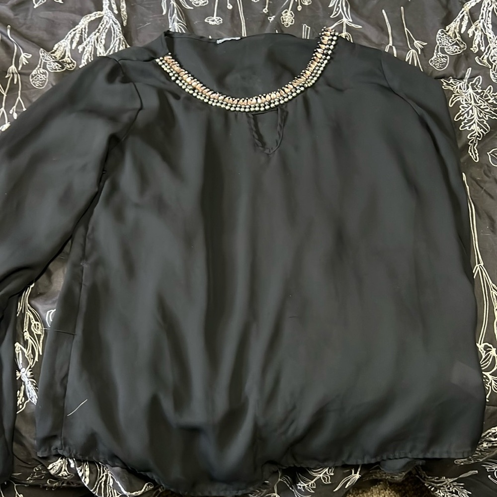 Long sleeve black shirt